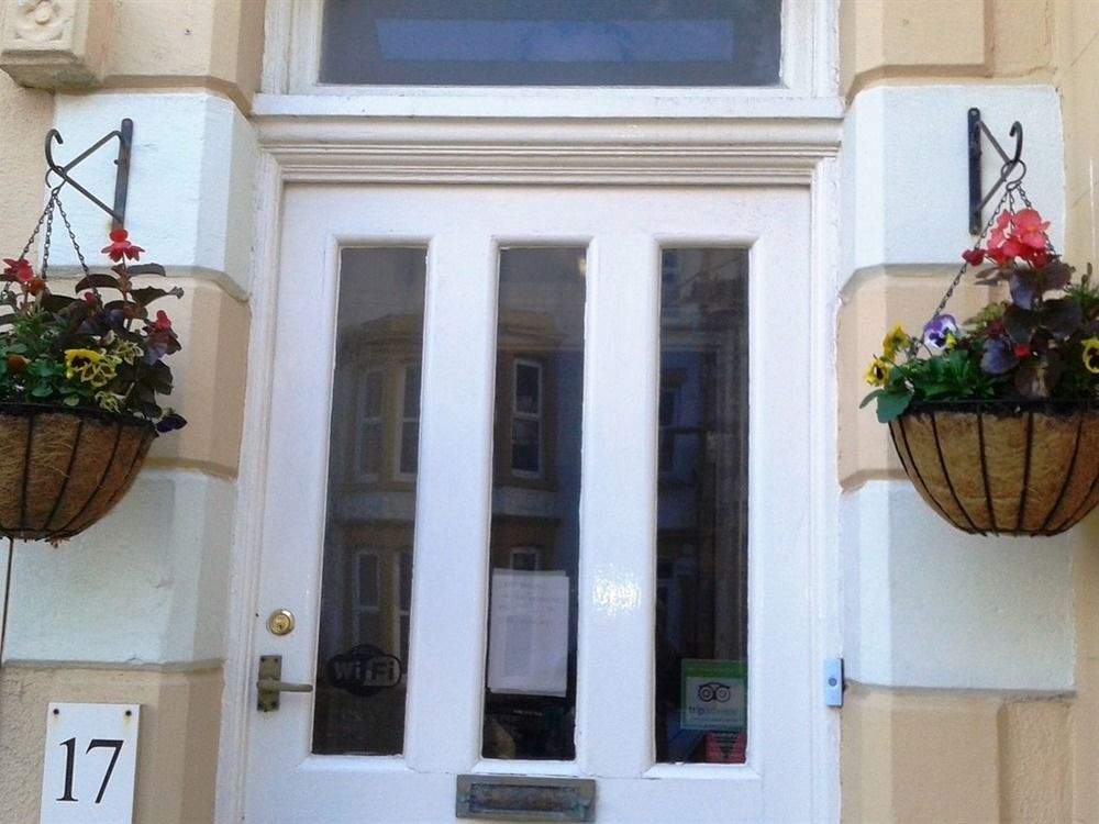 Bed and Breakfast The Castleton Blackpool Exterior foto